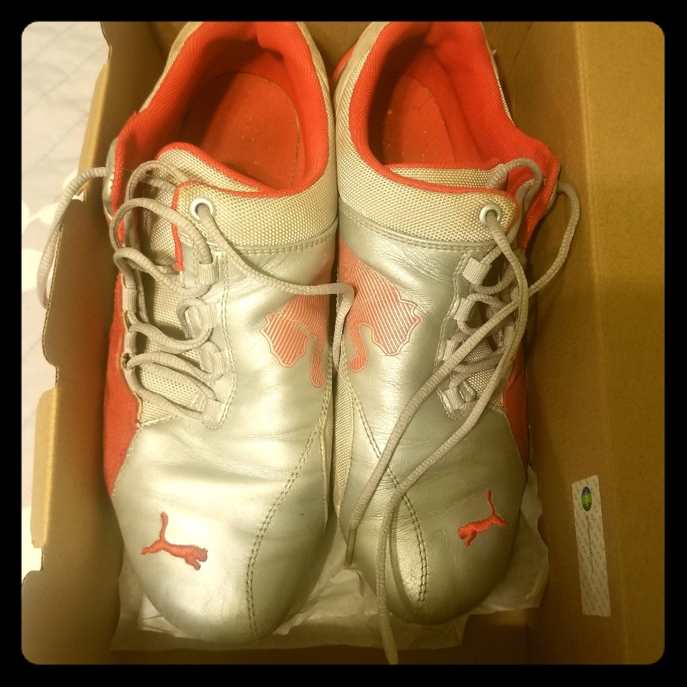 Red pumas driving shoes